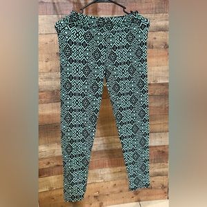 Green patterned Leggings